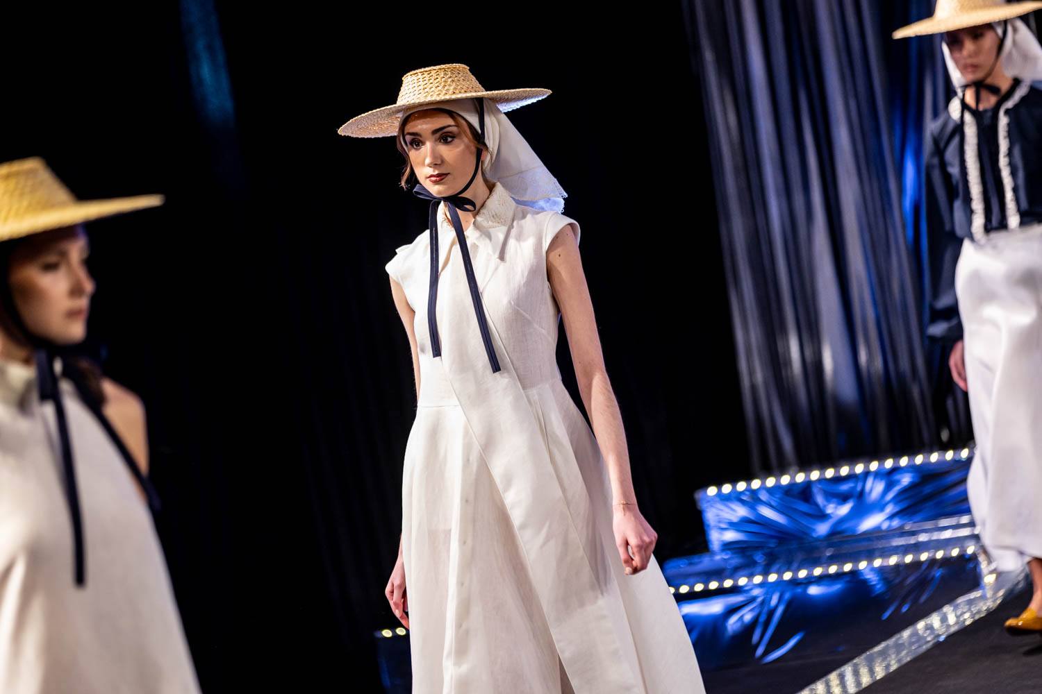 O Encaixe de Camariñas brilla con luz propia nas coleccións dos Grandes Deseñadores da Mostra 