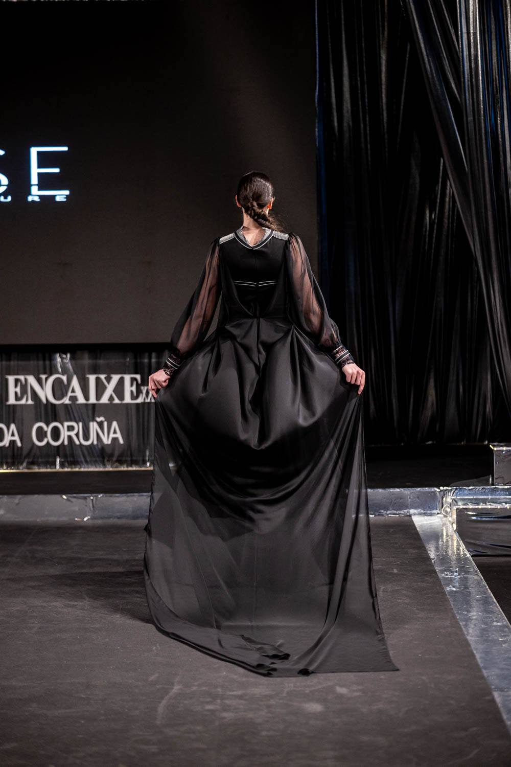 O Encaixe de Camariñas brilla con luz propia nas coleccións dos Grandes Deseñadores da Mostra 