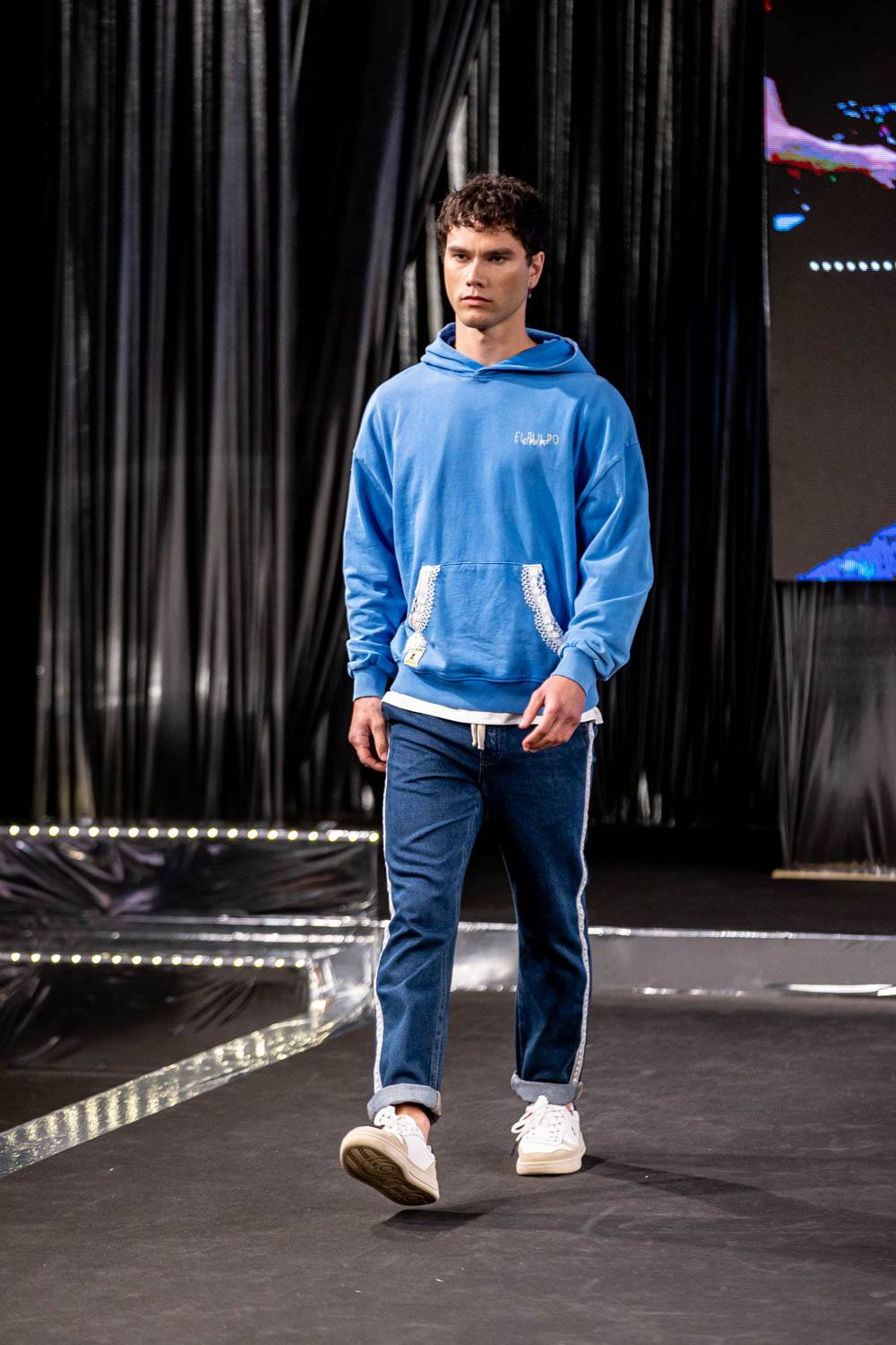 O Encaixe de Camariñas brilla con luz propia nas coleccións dos Grandes Deseñadores da Mostra 