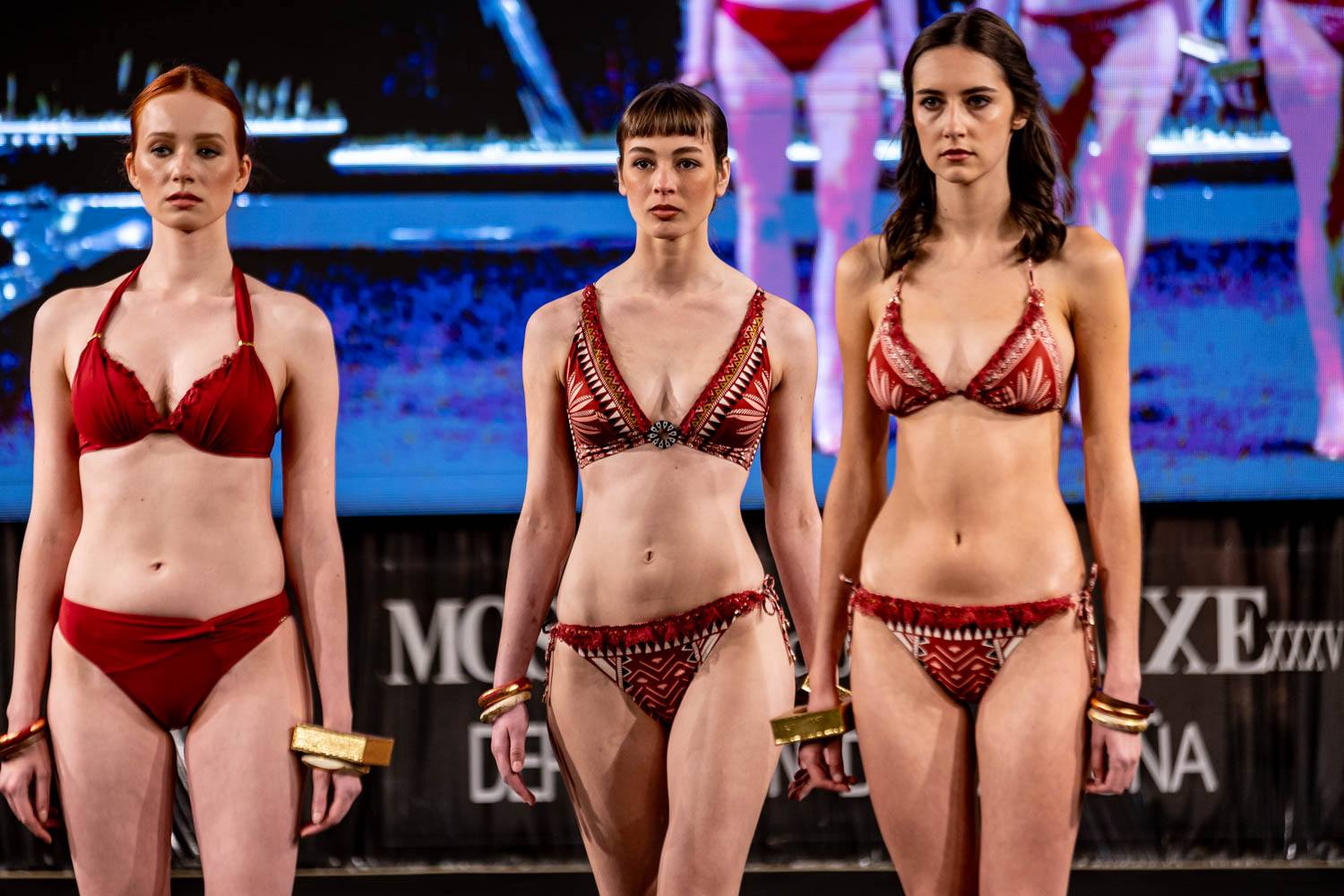 O Encaixe de Camariñas brilla con luz propia nas coleccións dos Grandes Deseñadores da Mostra 