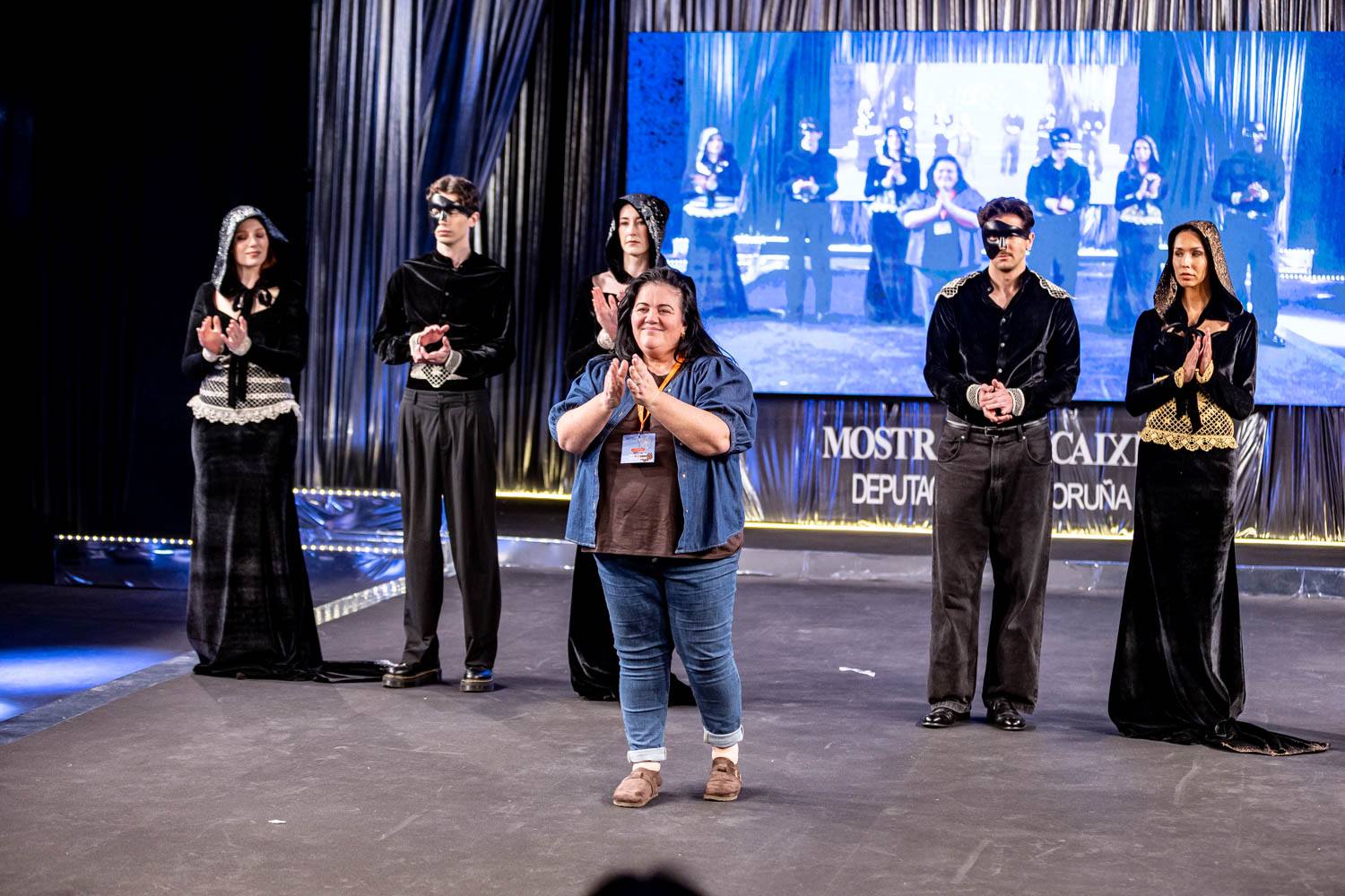 O Encaixe de Camariñas brilla con luz propia nas coleccións dos Grandes Deseñadores da Mostra 