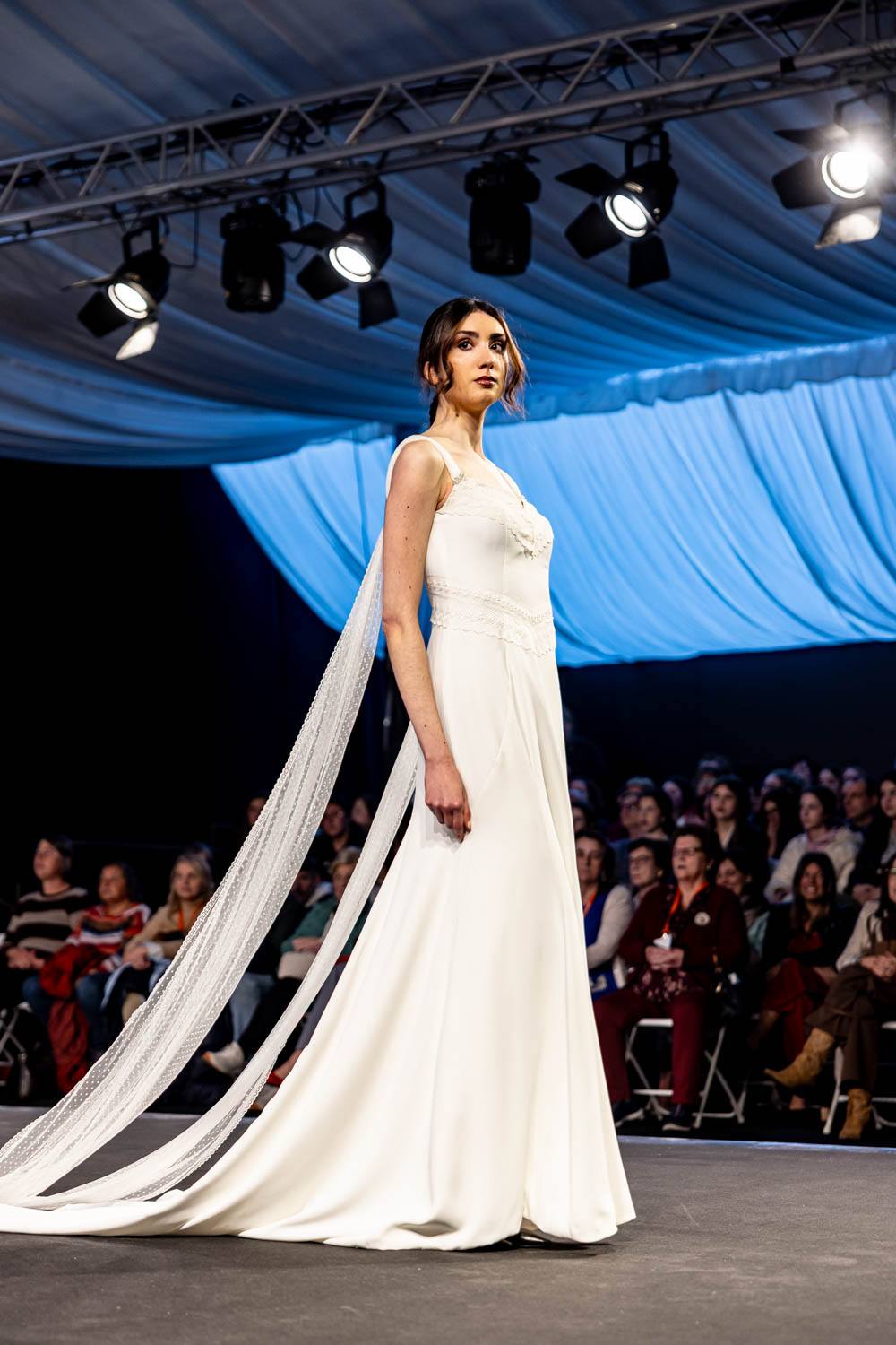 O Encaixe de Camariñas brilla con luz propia nas coleccións dos Grandes Deseñadores da Mostra 